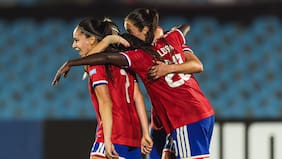 Liga de Naciones: la Roja femenina logra un triunfo vital en Uruguay y mantiene el sueño mundialista