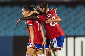 Liga de Naciones: la Roja femenina logra un triunfo vital en Uruguay y mantiene el sueño mundialista