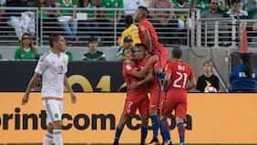 “¡Que se acabe esta miseria!“: cinco historias que dejó el triunfo por 7-0 de Chile sobre México en la Copa Centenario