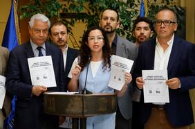 Diputados oficialistas presentan reforma para plebiscitar continuidad de las AFP con papeleta extra en elecciones de noviembre