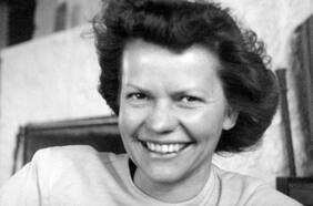 Más que la esposa de Oppenheimer: la historia de la bióloga Katherine Puening y su vínculo con el comunismo