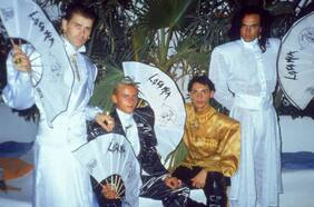 Bailar para David Bowie, drogas, incendios y muertes repentinas: la dramática historia de Locomía