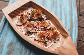 Casa Las Cujas: El nuevo bar que trae todo el sabor de playa a Santiago