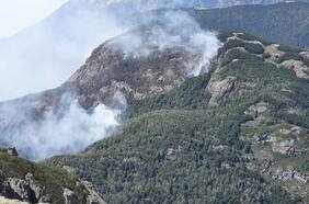 Incendio en la Patagonia argentina alcanzó territorio chileno