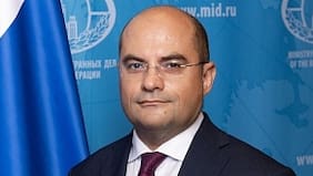 Embajador de Rusia en Chile raya la cancha sobre perfil para Secretaría General de la ONU y evita entregar apoyo a Bachelet