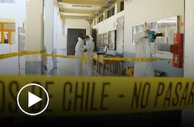 Así quedó la inspectoría del Liceo Lastarria tras ser quemada por encapuchados