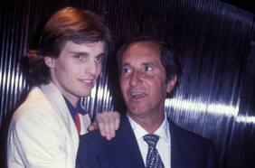 Fama, toros y tragedias: el enmarañado mundo que retrata al padre de Miguel Bosé