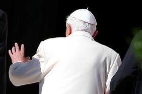 Columna de Pablo Cabrera: Papa sin esclavina