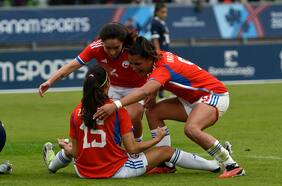 La Roja femenina de Luis Mena termina sufriendo, pero gana en el debut panamericano