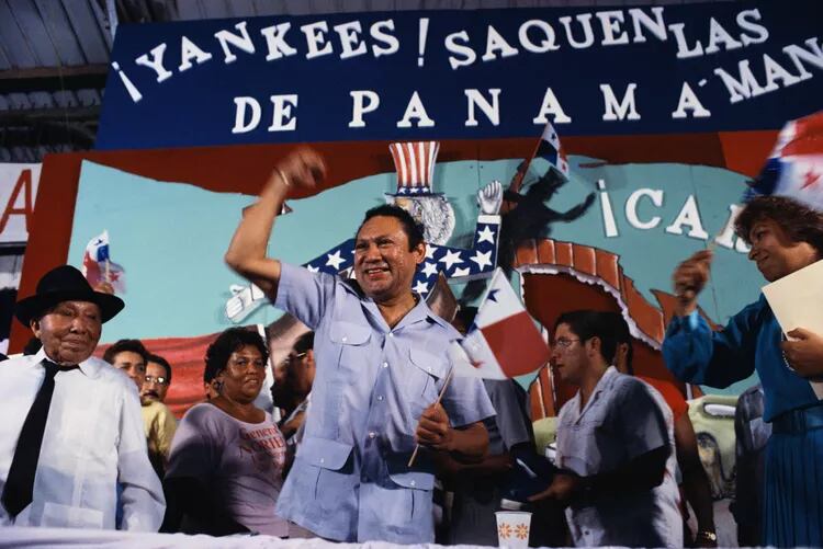 El dictador nicaragüense Manuel Antonio Noriega, quien fue una figura legítima para los EE.UU. hasta hacer pública su relación con el narcotráfico.