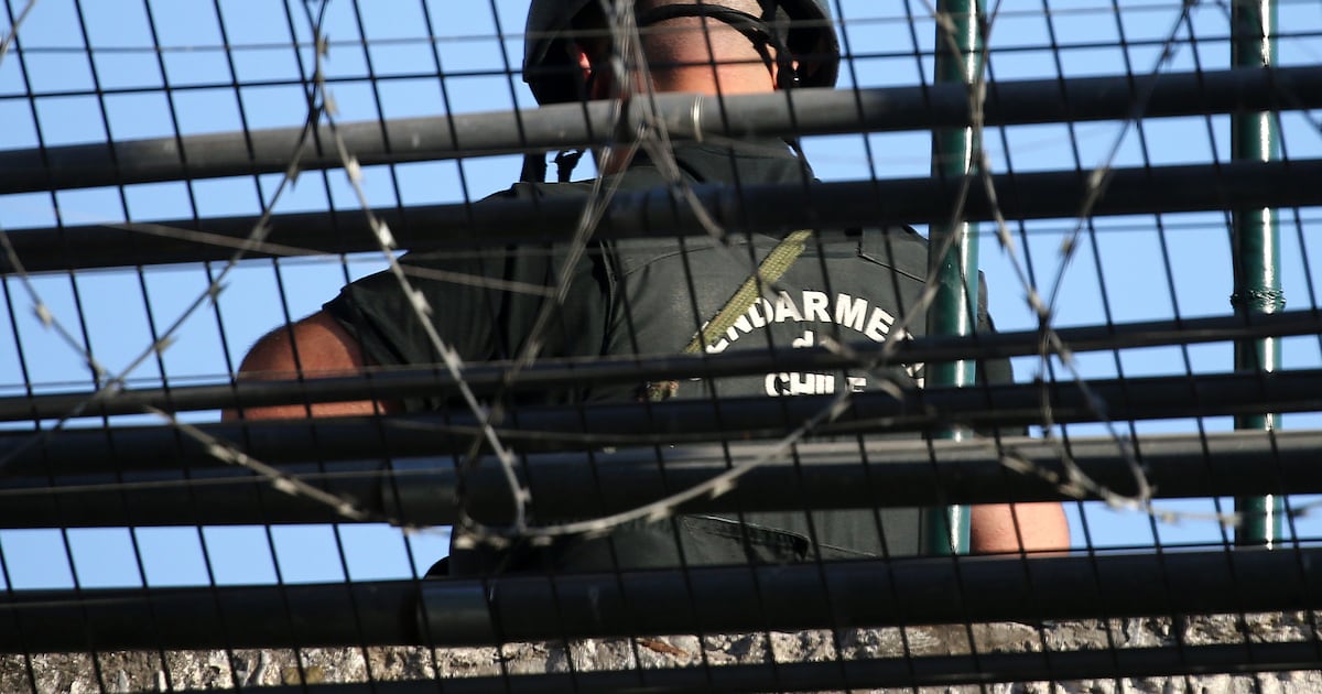 Red de gendarmes y narcotráfico en Alto Hospicio: la crisis interna que sacude a Gendarmería