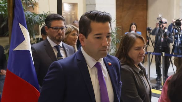 Agresión a diputado Javier Olivares (PDG) genera rechazo entre parlamentarios de diversos sectores