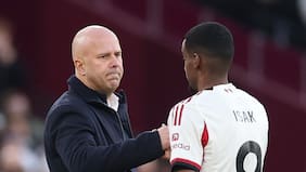 La grave lesión de Alexander Isak que golpea a Liverpool y provoca la indignación de Arne Slot