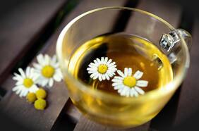 Esta infusión dorada natural puede reducir el colesterol y mejora tu corazón