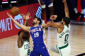 Boston barre con Philadelphia
