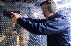 Cómo es la nueva pistola inteligente que escanea tu cara antes de permitirte disparar