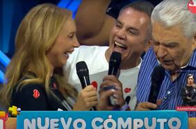 Igual que en el sketch de El Muro: Karen Doggenweiler protagoniza chascarro al dar el cómputo de Teletón