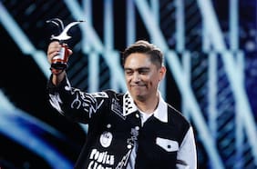 Sergio Freire vuelve a triunfar en Viña con humor contingente y chistes que fueron de Boric a Kast