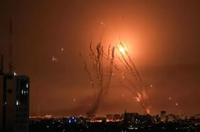 Exembajadora chilena califica situación en Israel de “máxima tensión” y prevé que ataques se extiendan hasta las 9 de la mañana