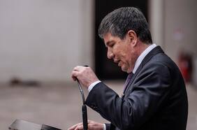 Escala crisis oficialista: Frente Amplio endurece condena a Monsalve y sube tensión con Socialismo Democrático