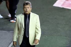 Lo deja último en la B: Jorge Garcés se va de Santiago Wanderers