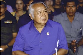 Suharto, el exlíder indonesio que pasó de dictador a “héroe nacional”