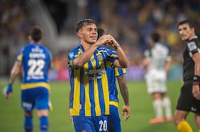 Vicente Pizarro se transforma en el héroe de Rosario Central al marcar el gol del triunfo en el décimo minuto de descuento