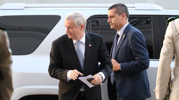 Partidos en alerta: alegan tardía invitación al anuncio del gabinete de Kast y persiste malestar por los independientes