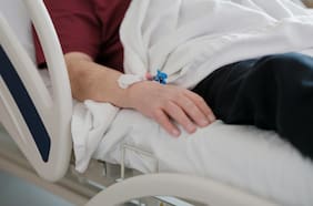 Los dos hábitos que podrían evitar hasta el 50% de los cánceres prevenibles, según un estudio