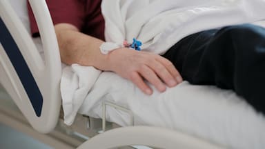 Los dos hábitos que podrían evitar hasta el 50% de los cánceres prevenibles, según un estudio