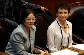 Columna de Camilo Feres: Todas las mujeres del Presidente