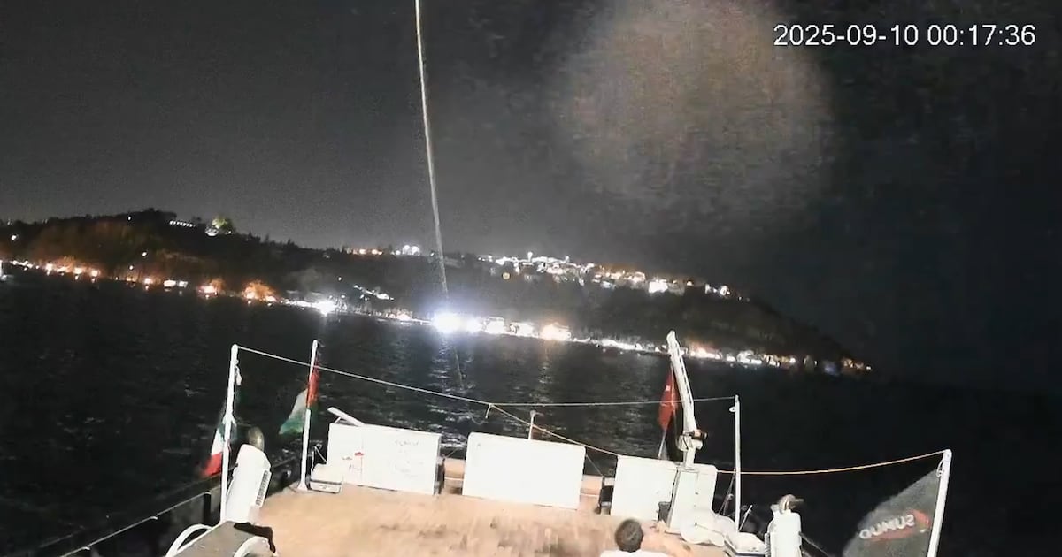 Así fue el segundo ataque a barco con ayuda humanitaria a Gaza donde participa Greta Thunberg