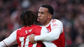 En Londres mandan los Gunners: Arsenal gana al Chelsea en un clásico clave por la lucha del título de la Premier League