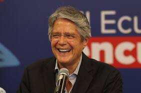 Presidente electo de Ecuador define prioridades y da pistas de la estructura de su equipo de gobierno