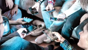 El sistema tributario con que Australia busca que los gigantes tecnológicos paguen por las noticias de medios locales