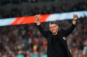 Con Paulo Díaz en la mira: hinchas de River Plate explotan contra los jugadores en la despedida de Marcelo Gallardo