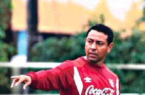 Nolberto Solano: “Si el recambio es un elefante para Chile, Gareca lo hará ver como un pajarito”