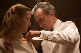 El hilo fantasma: la nueva vida de la película que abrumó a Daniel Day-Lewis y lo hizo retirarse del cine