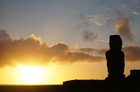 ¿Vino hecho en Rapa Nui? Científicos realizan sorprendente hallazgo sobre este cultivo