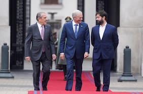 “Nos une Chile”: Kast reúne a expresidentes y familias de exmandatarios para conmemorar los 200 años de la Presidencia