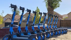 JET entra al mercado de los scooters en Chile: estos son los precios con los que busca competir