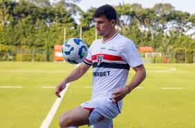 Gonzalo Tapia tiene su debut en el Brasileirao en triunfo de Sao Paulo