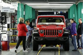 Jeep planea comprar dos nuevas fábricas para fortalecer las presencias del Wrangler y la Gladiator