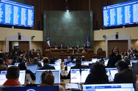 Comisión de Transportes del Senado oficia a la Subtel en medio de críticas al acuerdo entre CDE y Wom