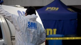 Hallan cadáver dentro de una caja abandonada en la vía pública de Quinta Normal