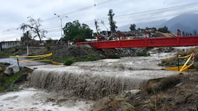 Senapred reporta rutas afectadas por crecidas y desbordes entre O’Higgins y Los Lagos