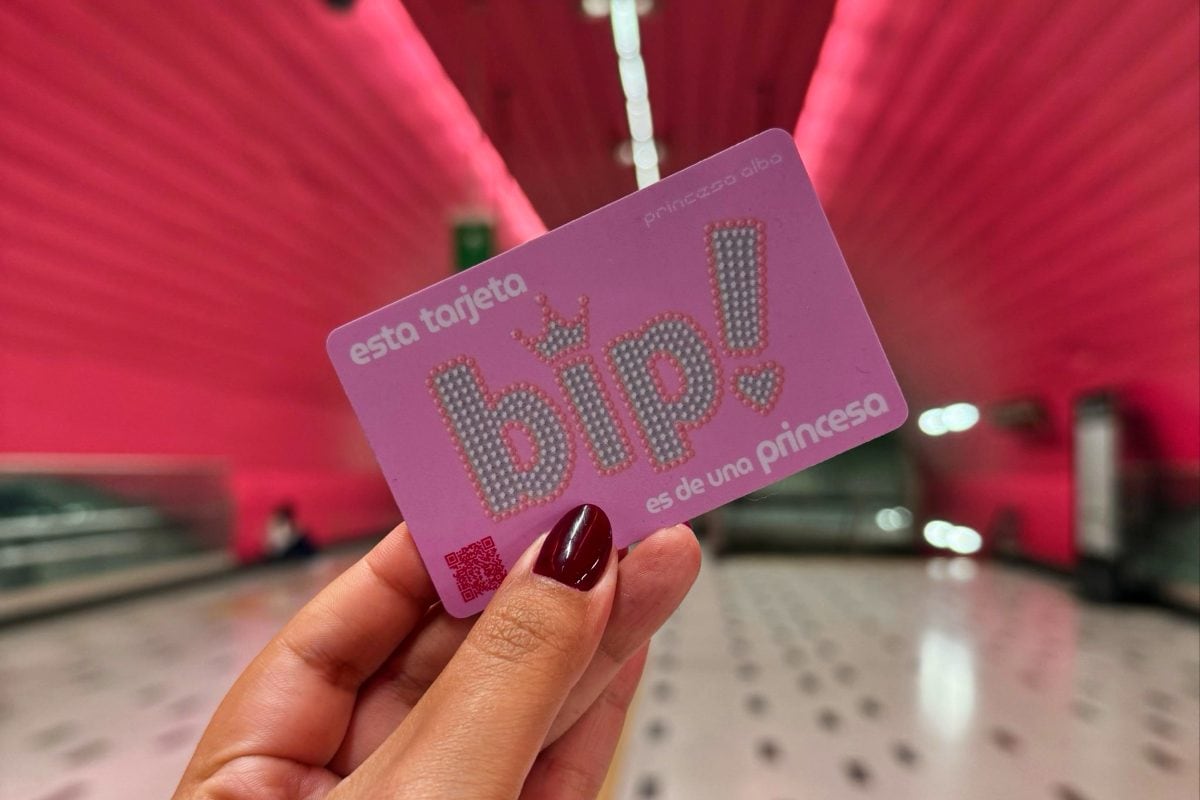 Para las girlies: así se ve la nueva tarjeta Bip! de Princesa Alba