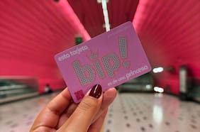 Para las girlies: así se ve la nueva tarjeta Bip! de Princesa Alba