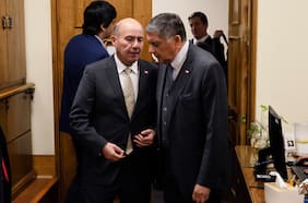 Gobierno juega sus cartas para que megarreforma se vote sí o sí este martes y evitar la “comisión del terror”