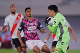 Con Enzo Pérez en el arco y sin suplentes: River se hace más fuerte que el Covid y vence a Santa Fe en la Libertadores